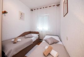 OPATIJA, stan od 140 m2, 3S+DB, 150 m do mora, za dugoročni najam, Opatija, Wohnung