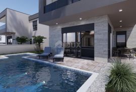 ISTRA, MEDULIN - Moderna duplex kuća sa bazenom!, Medulin, Kuća