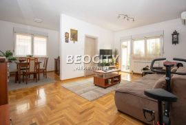 Zemun, Gornji grad, Pregrevica, 2.5, 65m2 Top lokacija, Zemun, Appartamento