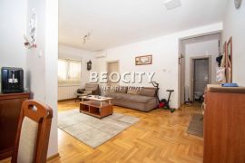 Zemun, Gornji grad, Pregrevica, 2.5, 65m2 Top lokacija, Zemun, Flat