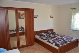 Apartmanska kuća na prodaju, Medulin, Istra, Medulin, Famiglia