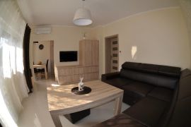 Apartmanska kuća na prodaju, Medulin, Istra, Medulin, بيت