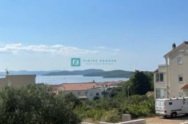 VODICE, novo, vila s bazenom, pogled na more i grad, garaža, Vodice, Ev