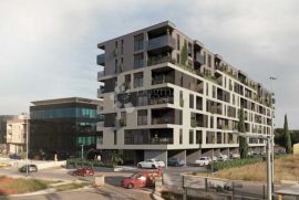 Novogradnja na top lokaciji ( S11 ), Pula, Appartamento
