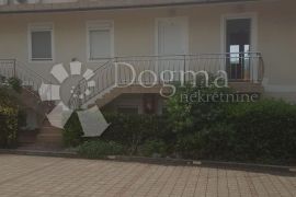 PREDIVAN APARTMAN 60m DO MORA, Dobrinj, Daire