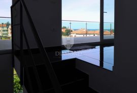 Izvrstan Penthouse sa pogledom na more!, Umag, Διαμέρισμα