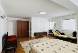 Gala četverosoban stan Stari Grad Sarajevo najam, Sarajevo Stari Grad, Apartamento