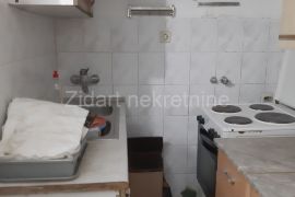 Beogradsko dramsko, Crveni Krst, stan 40m2, Vračar, Flat