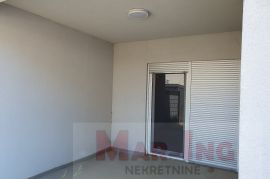 NINSKE VODICE - dvoetažni apartman 150m od mora, Nin, Appartamento