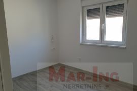 NINSKE VODICE - dvoetažni apartman 150m od mora, Nin, Appartamento