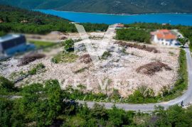 Labin, Građevinsko zemljište s pogledom na more 1075 m2, Labin, Zemljište