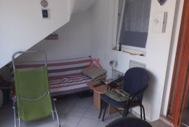 VIR- do mora 100 metara, Vir, Apartamento