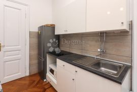 OPATIJA KOMFORAN STAN 69m2, Opatija, Appartment