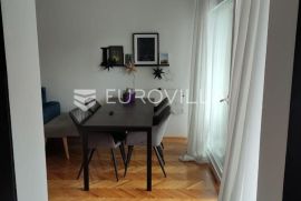 Pula, Stoja - prekrasni i osunčani trosobni stan na 1.katu, NKP 75 m2 - blizina mora, Pula, Appartement