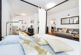 Dva stana na top lokaciji- 1.red do mora, Rovinj, Istra, Rovinj, Apartamento