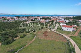 GRAĐEVINSKO ZEMLJIŠTE, NEIZGRAĐENI DIO GRAĐEVINSKOG PODRUČJA - VRSI, Vrsi, Land