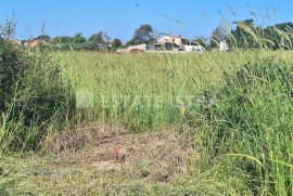 Mješovito građevinsko zemljište - Radeki Polje blizu Pule, Marčana, Γη