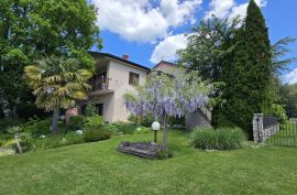 ISTRA, PAZIN - Obiteljska kuća u prirodi s prekrasno uređenom okućnicom, pogled na zelenilo, Pazin - Okolica, Maison