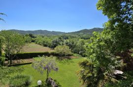 ISTRA, PAZIN - Obiteljska kuća u prirodi s prekrasno uređenom okućnicom, pogled na zelenilo, Pazin - Okolica, House