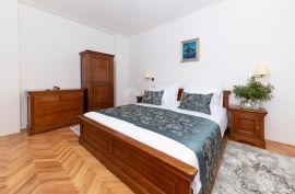 DALMACIJA, TISNO - Boutique hotel prvi red do mora, Tisno, Коммерческая недвижимость