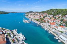 DALMACIJA, TISNO - Boutique hotel prvi red do mora, Tisno, Commercial property