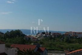 Izvrsna prilika kuća u Splitu, predio Šine!, Split, House