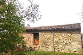 ISTRA - OKOLICA JEZERA BUTONIGA, Buzet, Haus