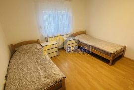 Trnava - smještaj za do 7 radnika, Donja Dubrava, Appartement