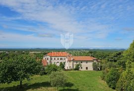 Luksuzna vila s bazenom i pogledom na more u mirnom mjestu, Kanfanar, Kuća