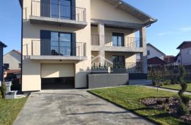 Kragujevac - Šumarice - 250m2+6,3ara ID#17212, Kragujevac - grad, Casa