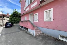 Stan Prodaje se stan sa garažom u Rovinju, Rovinj, Appartement