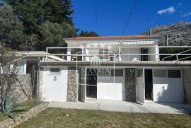 Starigrad - atraktivna kuća strogi centar, otvoren pogled more! 398000€, Starigrad, Maison