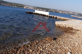 OTOK BABAC KOD TURNJA, Sveti Filip I Jakov, بيت