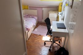 Stan Klovićeva dvoetažni, Maksimir, Appartement