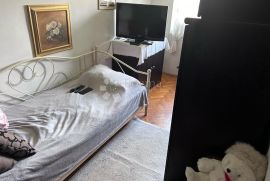 Stan Klovićeva dvoetažni, Maksimir, Appartement