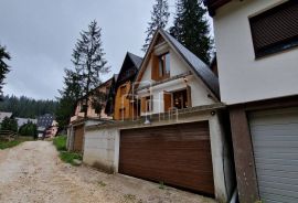 Vikend kuća sa garažom Vlašić prodaja, Travnik, Haus