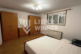 Dorćol - renoviran - parking - nameštaj ID#125663, Stari Grad, Flat