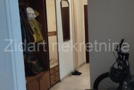 Prvomajska, ,2.0, C.G., 58m2, uknjižen, Zemun, Appartment