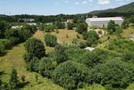 MATULJI, JURDANI, RUPA- građevinsko zemljište 6750m2 s GRAĐ. DOZVOLOM za halu i poslovno stambenu zgradu, Matulji, Terreno