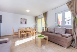 CRIKVENICA, DRAMALJ - Vila novije gradnje s bazenom!, Crikvenica, House