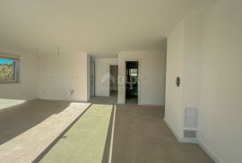 RIJEKA, HRELJIN - veći stan u novogradnji s balkonom i bazenom, Bakar, Διαμέρισμα