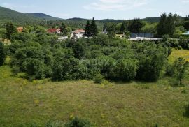 MATULJI, RUPA - građevinsko zemljište 15000m2 u komercijalnoj zoni za najam, Matulji, Terrain