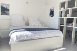 OTOK RAB, KAMPOR - Prekrasno uređen stan na mirnoj lokaciji, Rab, Apartamento