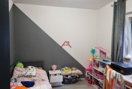 Viškovo, Mavri, 2s/db novije gradnje, Viškovo, Appartment