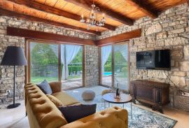 Lijepa kuća za odmor okružena prirodom, Buzet,okolica, Istra, Buzet, Casa