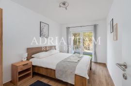 APARTMANI U STAMBENOJ ZGRADI - VIR, Vir, Apartamento