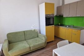 RIJEKA Stan za useliti, Rijeka, Appartamento
