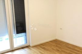 SUPER PRILIKA STAN RETKOVEC DVOETAŽNI, Donja Dubrava, Appartment