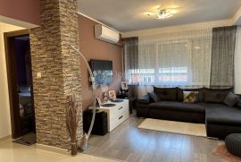 Pobri, 3S+DB, 2 parkirna mjesta, Opatija - Okolica, Appartement