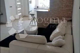 Rijeka, Kantrida, stan 85 m2, 2s+db, Rijeka, Appartamento